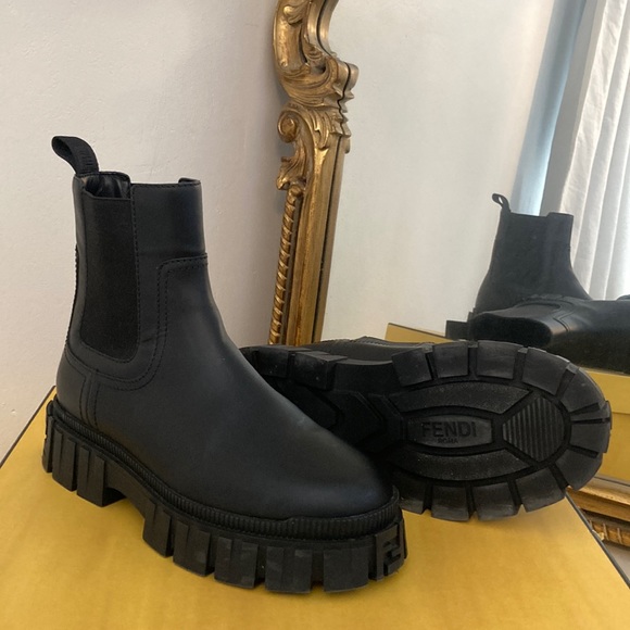 Fendi Force Lugged Chelsea Boots Size 36.5 - Picture 7 of 7